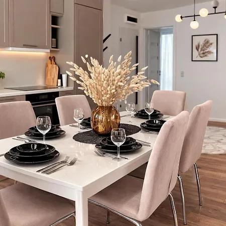Apartment Kaszmir Luxury Kornik