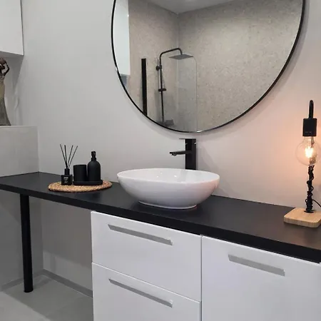 Apartment Kaszmir Luxury Kornik